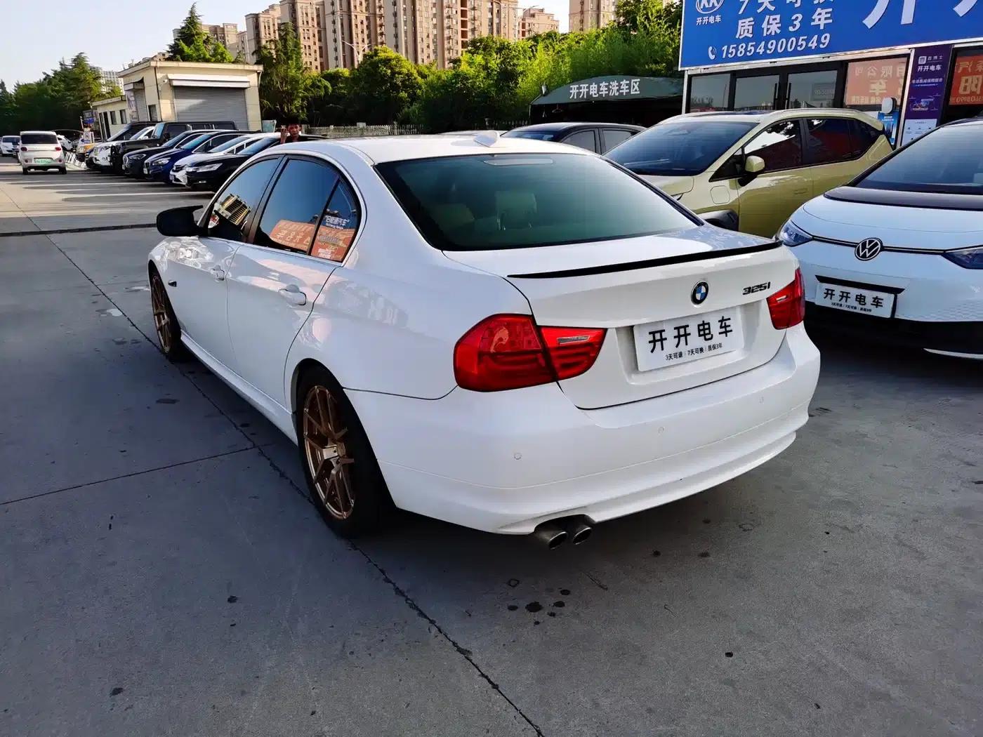 2010 BMW 3 Series Imported Model 325i Luxury — миниатюра 6