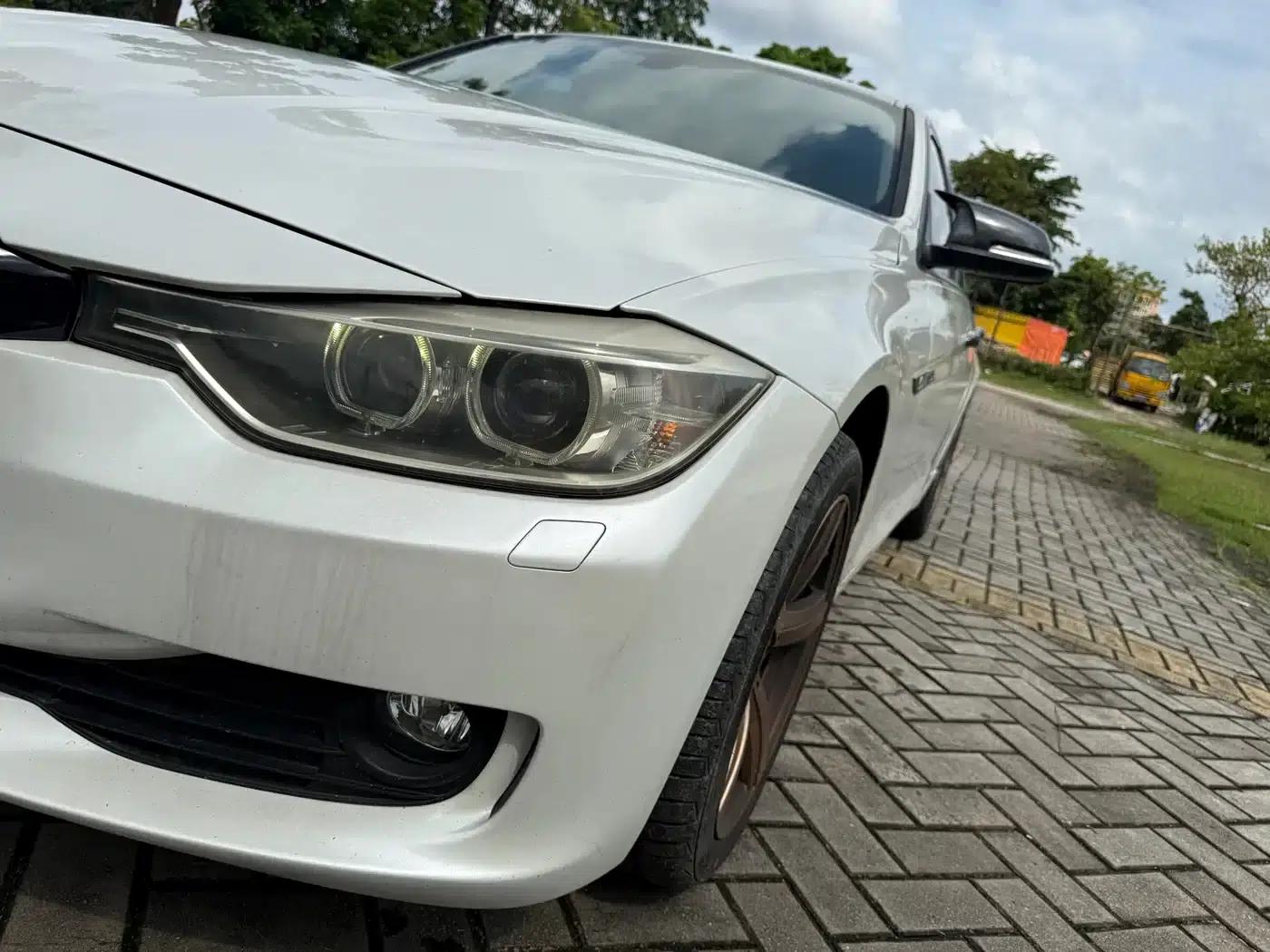 BMW 3 Series (Imported) 2013 Facelift 320i Sport Design Package — миниатюра 12