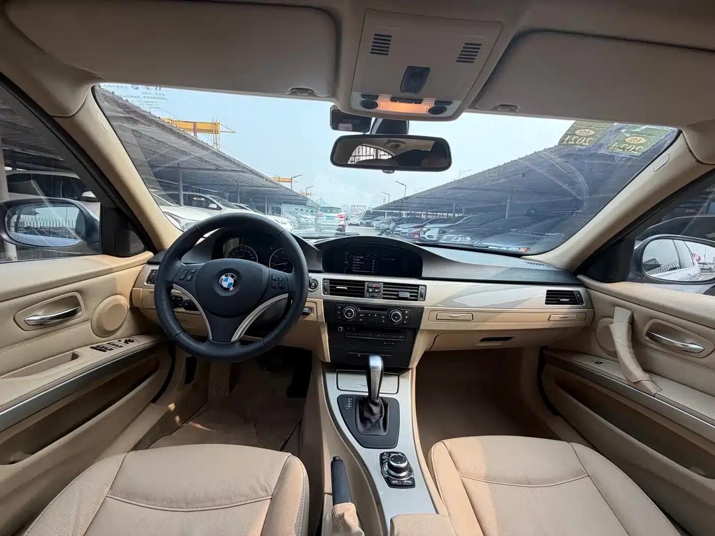 2010 BMW 3 Series Imported Model 320i Luxury — миниатюра 5