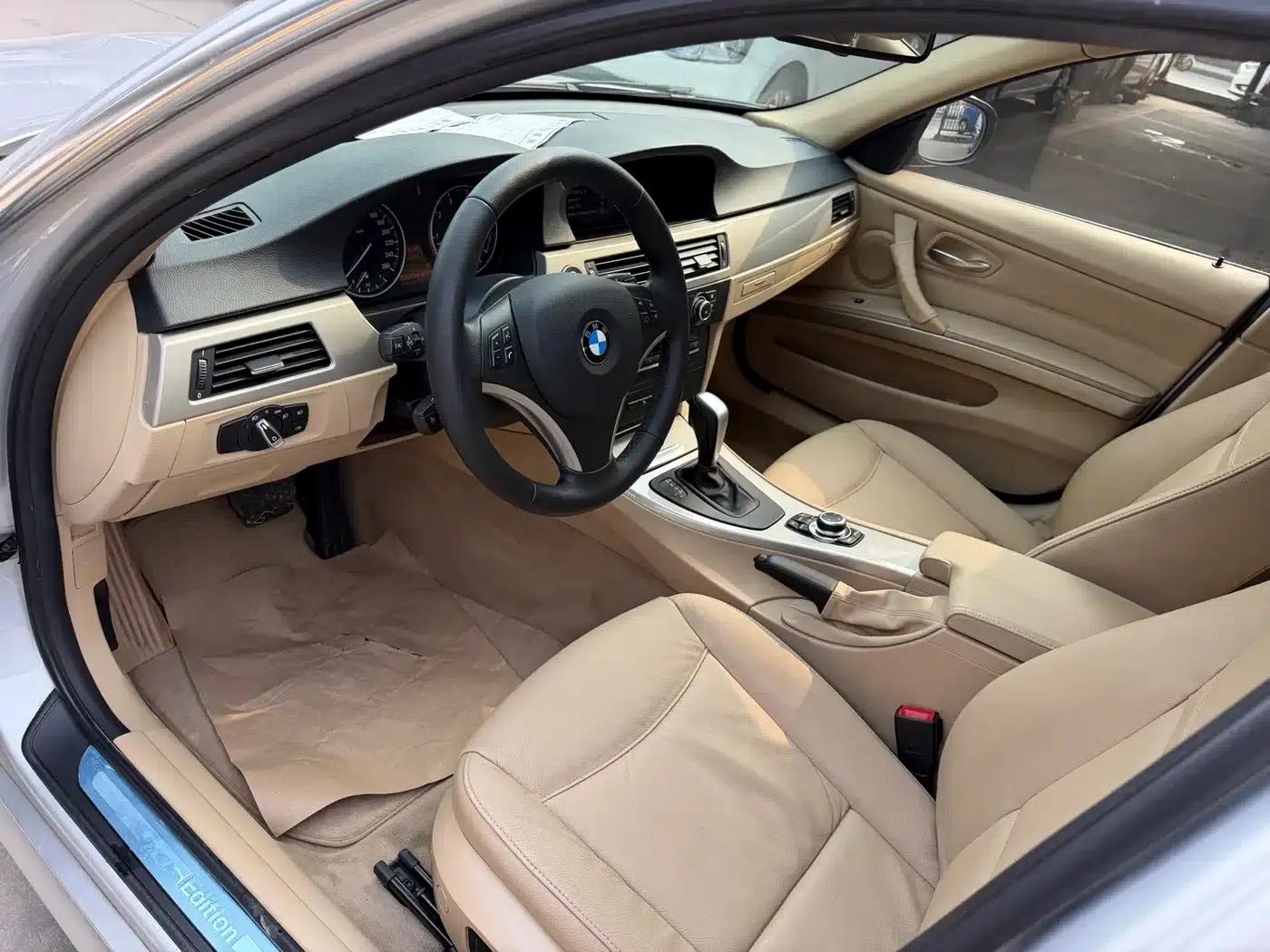 2010 BMW 3 Series Imported Model 320i Luxury — миниатюра 7