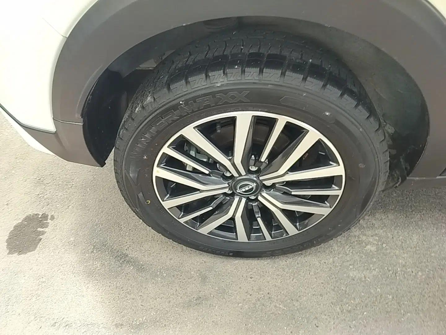 Nissan Kicks 2023 Jingqing Edition 1.5L Combining "Power" with a Stylish Touch — миниатюра 11