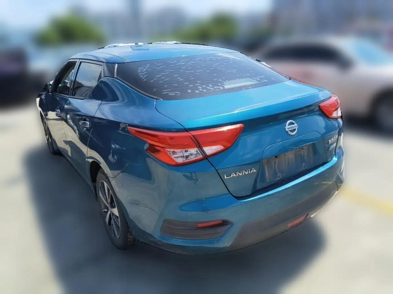Nissan Lannia 2016 1.6L CVT Cool Edition — миниатюра 4