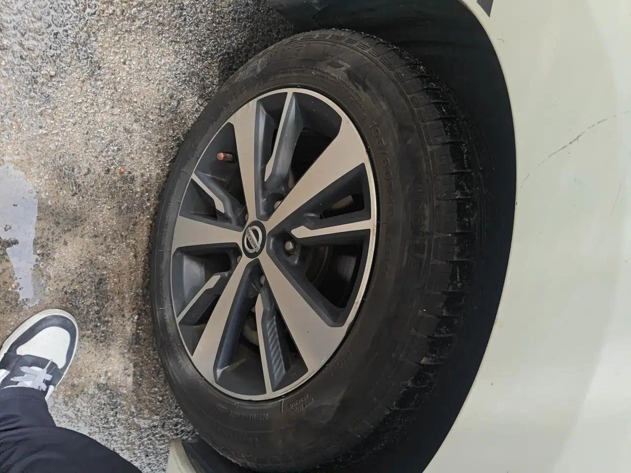 Nissan Lannia 2016 1.6L CVT Cool Edition — миниатюра 8