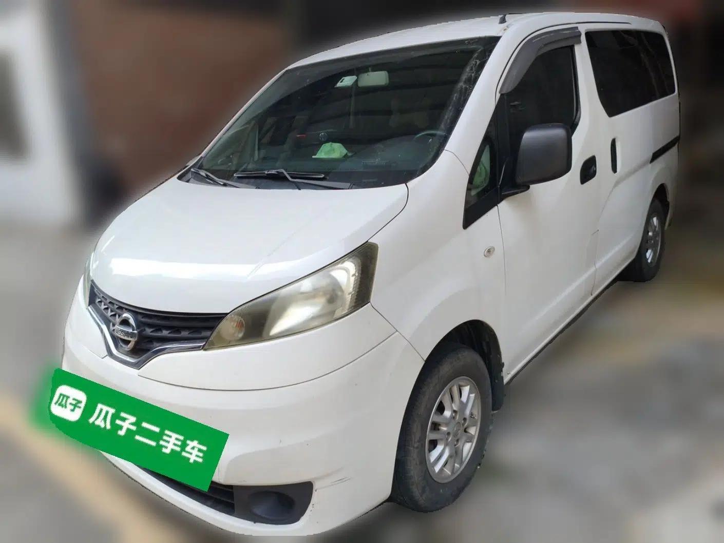 Nissan NV200 2012 1.6L 232 Seats Zunya Trim — миниатюра 1