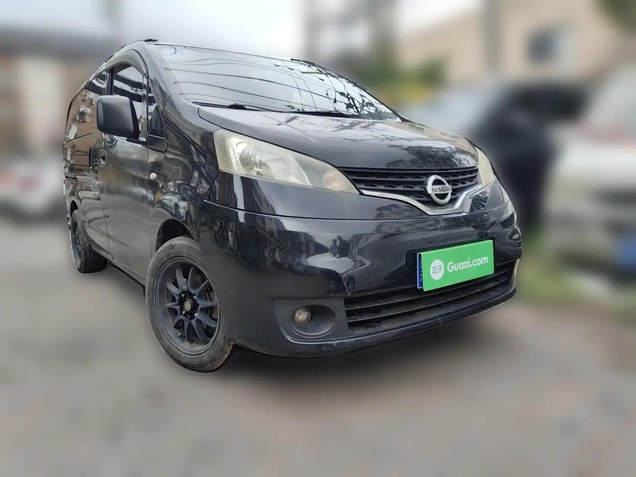 Nissan NV200 2013 1.6L Luxury Model China IV Standard — миниатюра 3