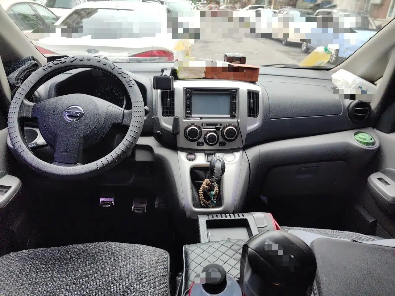 Nissan NV200 2013 1.6L Luxury Model China IV Standard — миниатюра 9