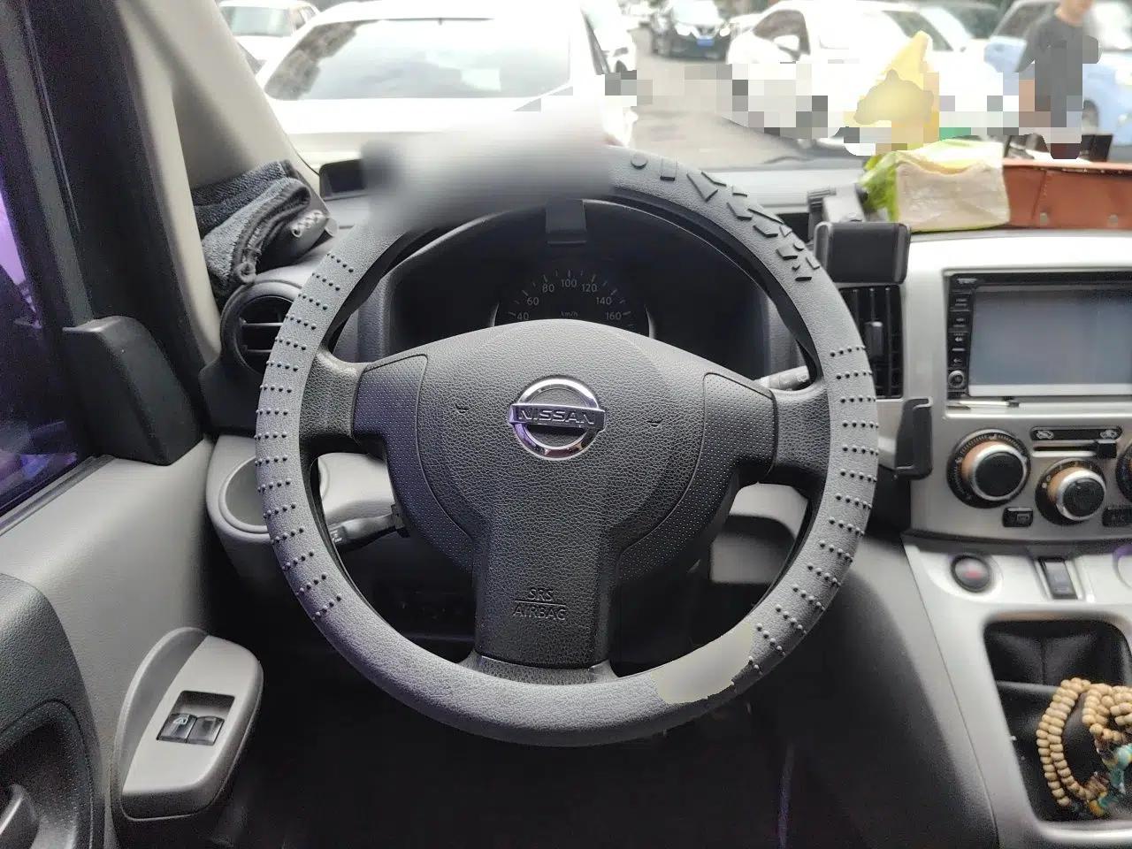Nissan NV200 2013 1.6L Luxury Model China IV Standard — миниатюра 10