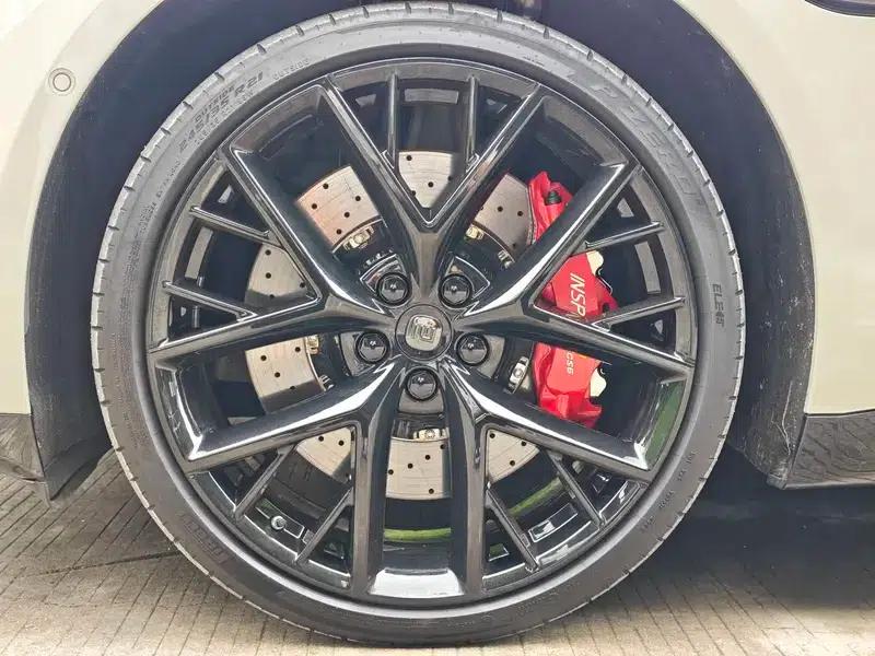 Xiaomi SU7 2024 All-Wheel Drive Long Range Max Edition — миниатюра 18