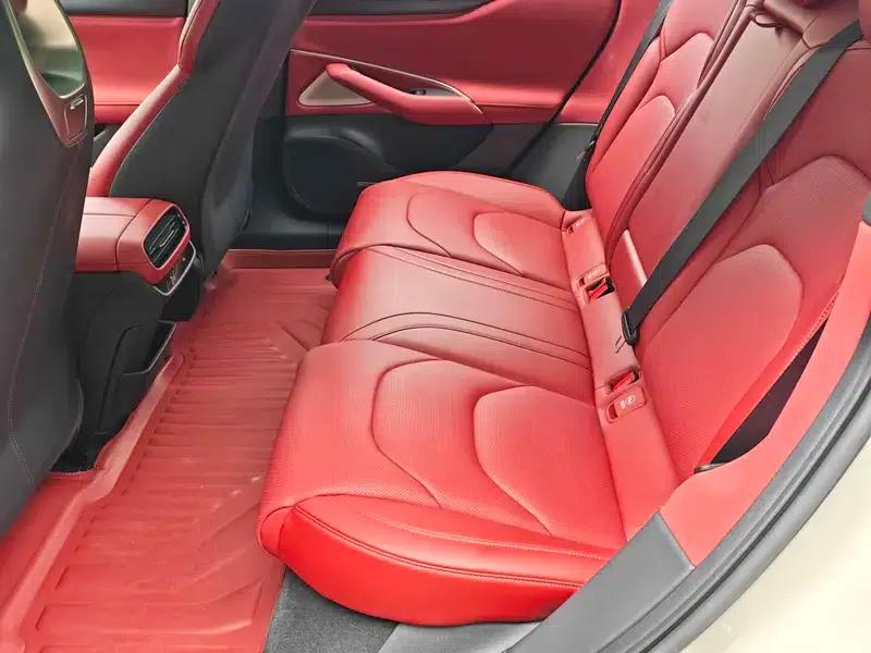 Xiaomi SU7 2024 All-Wheel Drive Long Range Max Edition — миниатюра 27