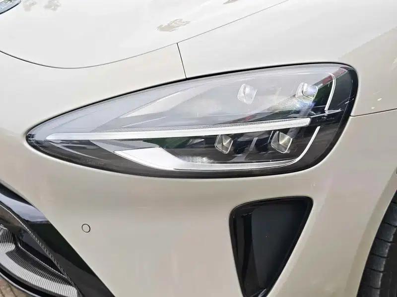 Xiaomi SU7 2024 All-Wheel Drive Long Range Max Edition — миниатюра 9