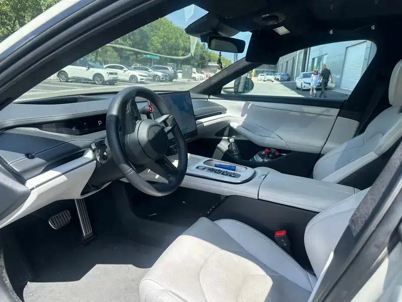 Xiaomi SU7 2024 All-Wheel Drive Max Founder Edition — миниатюра 7