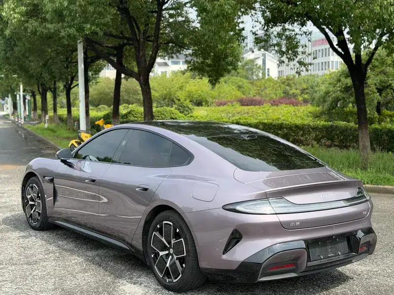 Xiaomi SU7 2024 Rear-Wheel Drive Standard Long-Range Edition — миниатюра 4