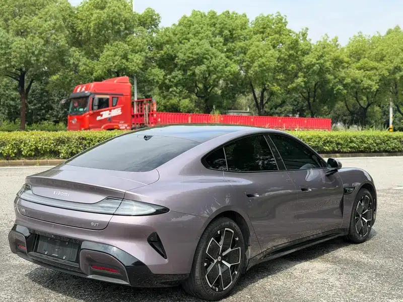 Xiaomi SU7 2024 Rear-Wheel Drive Standard Long-Range Edition — миниатюра 6