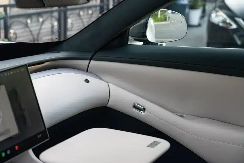 Xiaomi YU7 2025 All-Wheel Drive Max Edition — миниатюра 21
