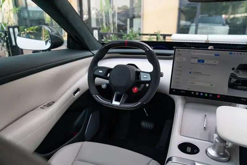 Xiaomi YU7 2025 All-Wheel Drive Max Edition — миниатюра 27