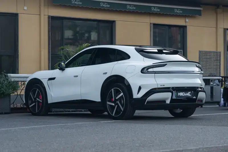 Xiaomi YU7 2025 All-Wheel Drive Max Edition — миниатюра 4