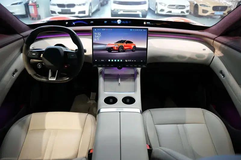 Xiaomi YU7 2025 All-Wheel Drive Max Edition — миниатюра 19