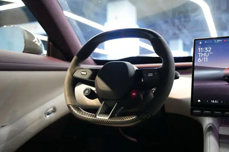Xiaomi YU7 2025 All-Wheel Drive Max Edition — миниатюра 21