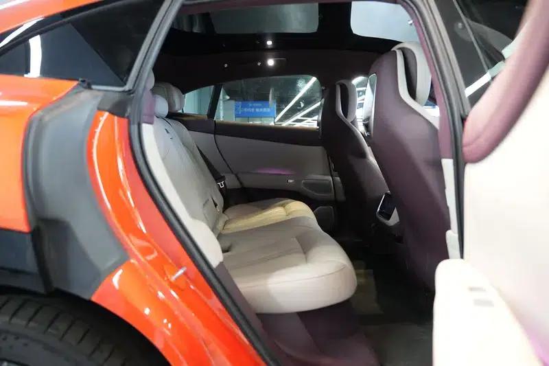 Xiaomi YU7 2025 All-Wheel Drive Max Edition — миниатюра 28