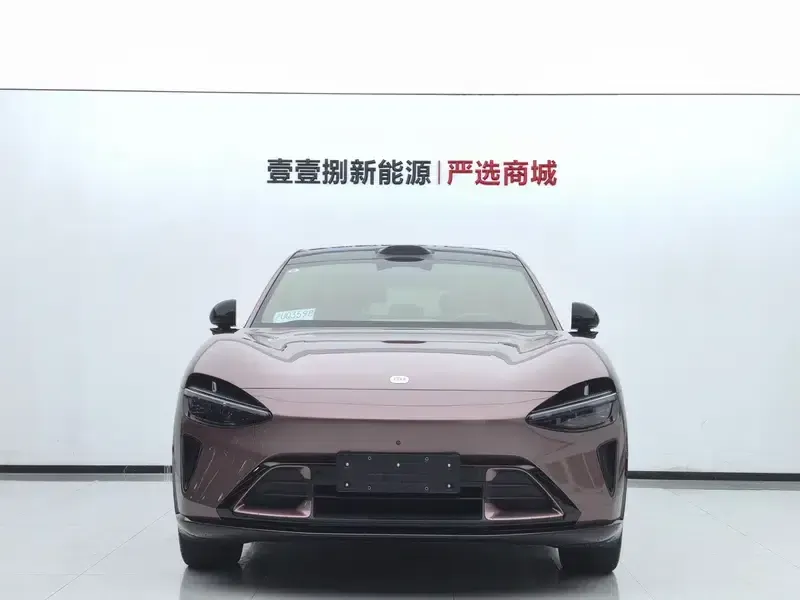 Xiaomi YU7 2025 All-Wheel Drive Max Edition — миниатюра 2