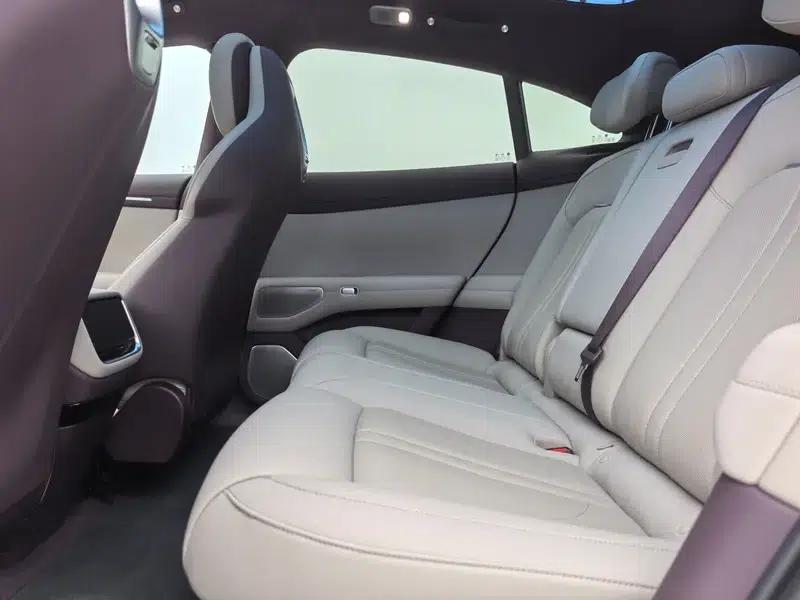 Xiaomi YU7 2025 All-Wheel Drive Max Edition — миниатюра 9