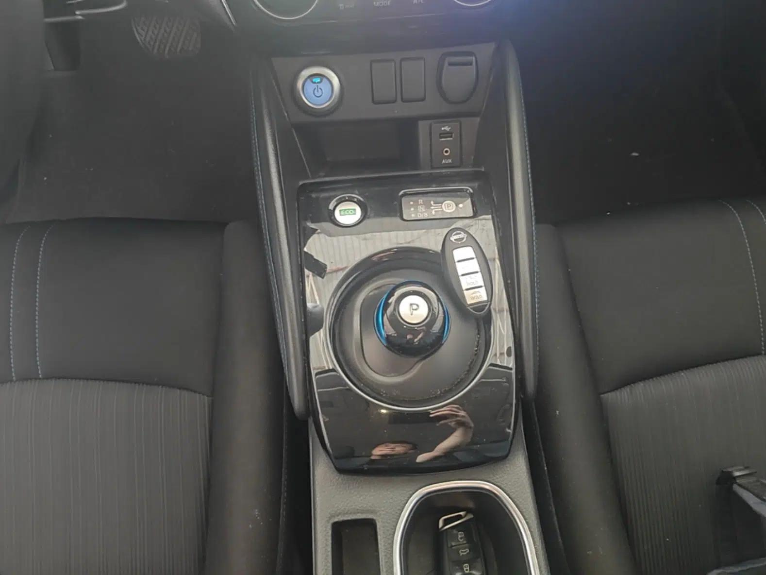 Nissan Sylphy EV 2018 Comfort Edition Customized Version — миниатюра 16