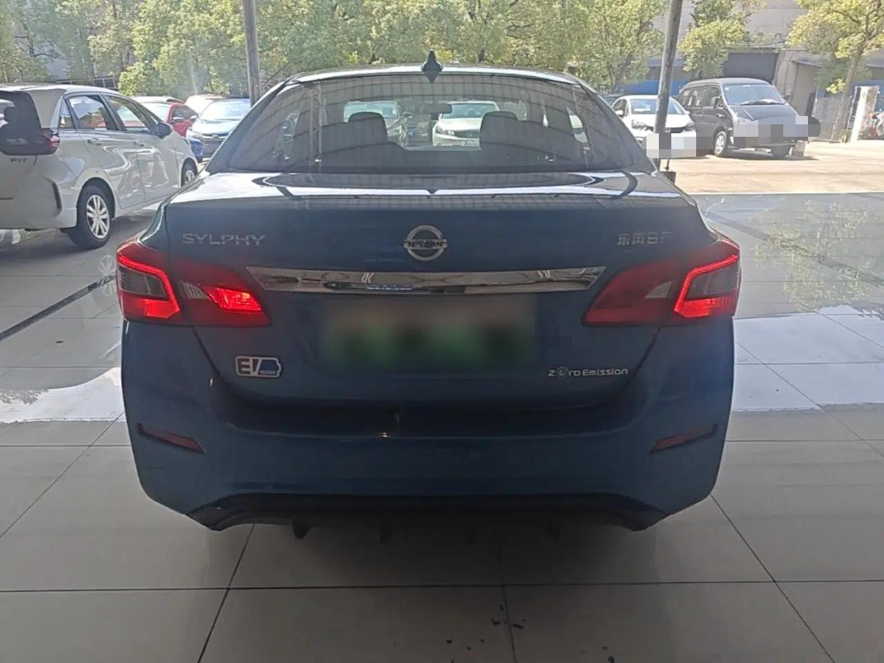 Nissan Sylphy EV 2018 Comfort Edition Customized Version — миниатюра 5