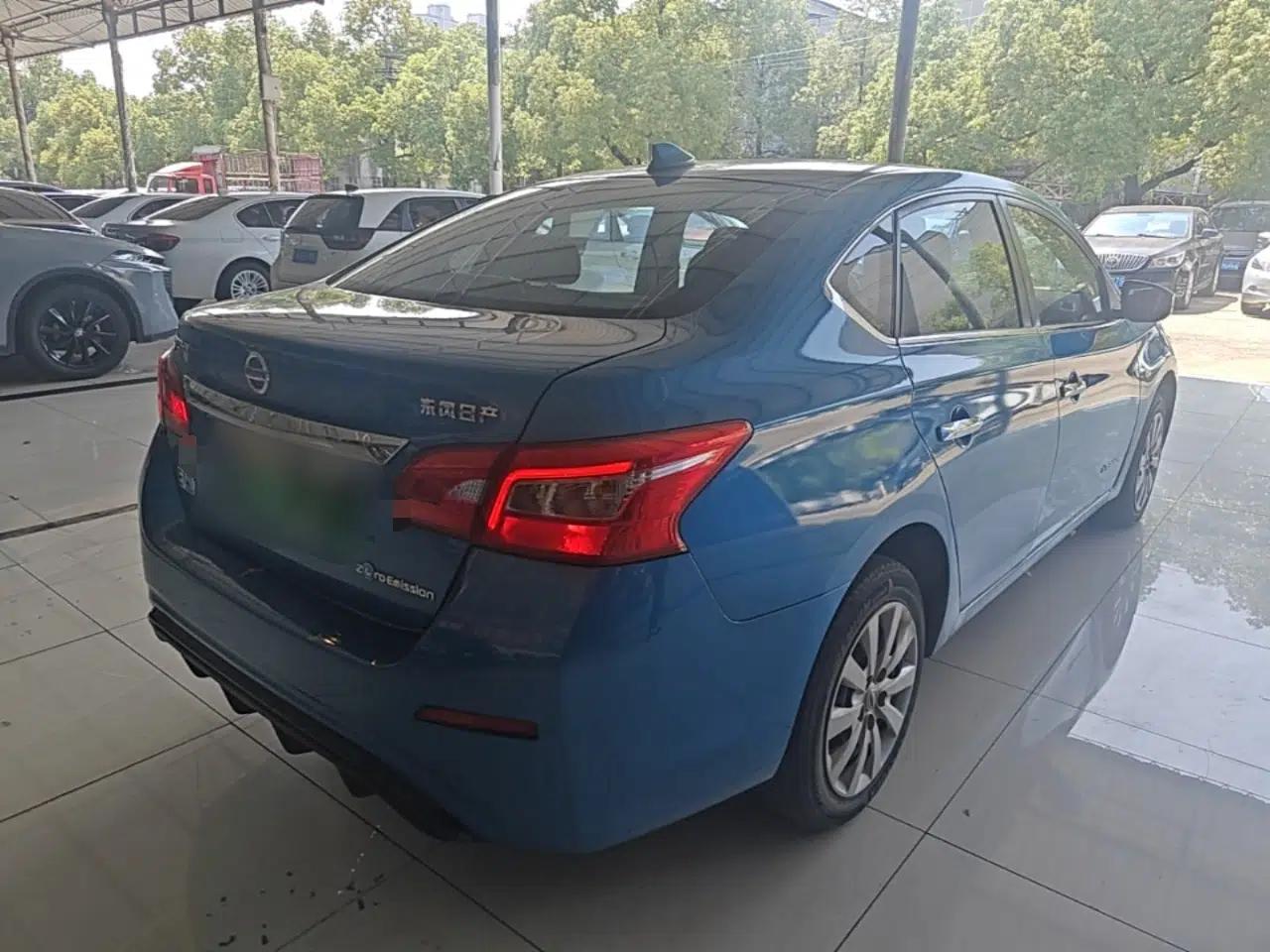 Nissan Sylphy EV 2018 Comfort Edition Customized Version — миниатюра 6
