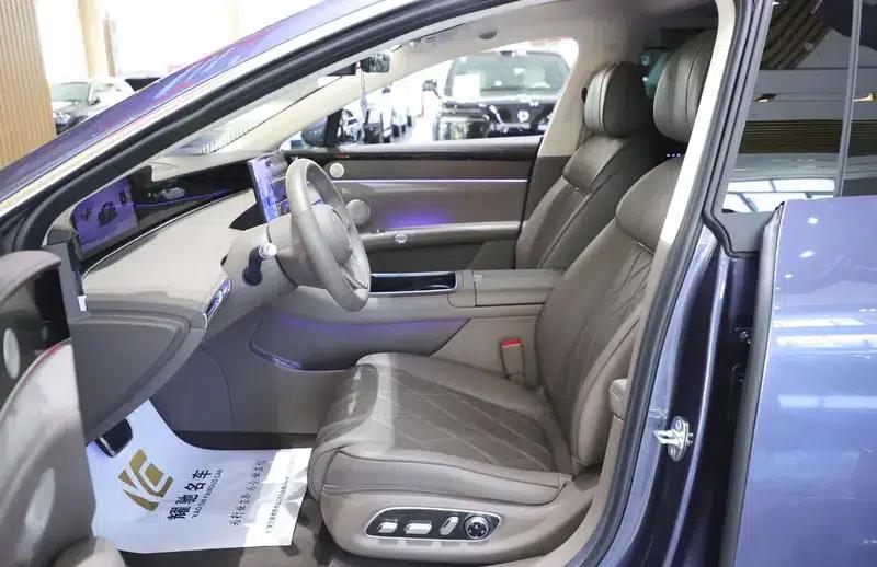 Enjoy S9 2025 Ultra Range Extended Rear-Wheel Drive — миниатюра 17