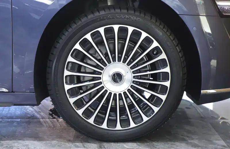 Enjoy S9 2025 Ultra Range Extended Rear-Wheel Drive — миниатюра 10