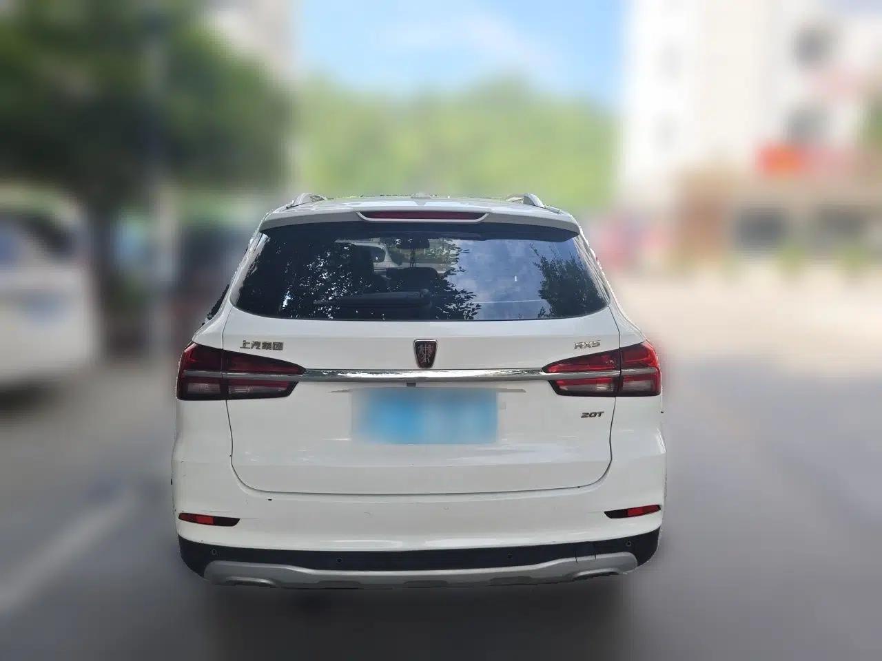 Roewe RX5 2016 20T Two-Wheel Drive Automatic Internet Smart Edition — миниатюра 5