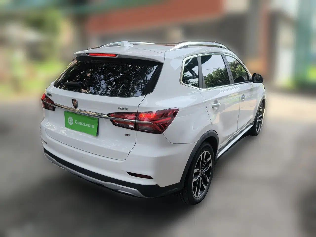 Roewe RX5 2018 20T Two-Wheel Drive Automatic Internet Smart Edition — миниатюра 6