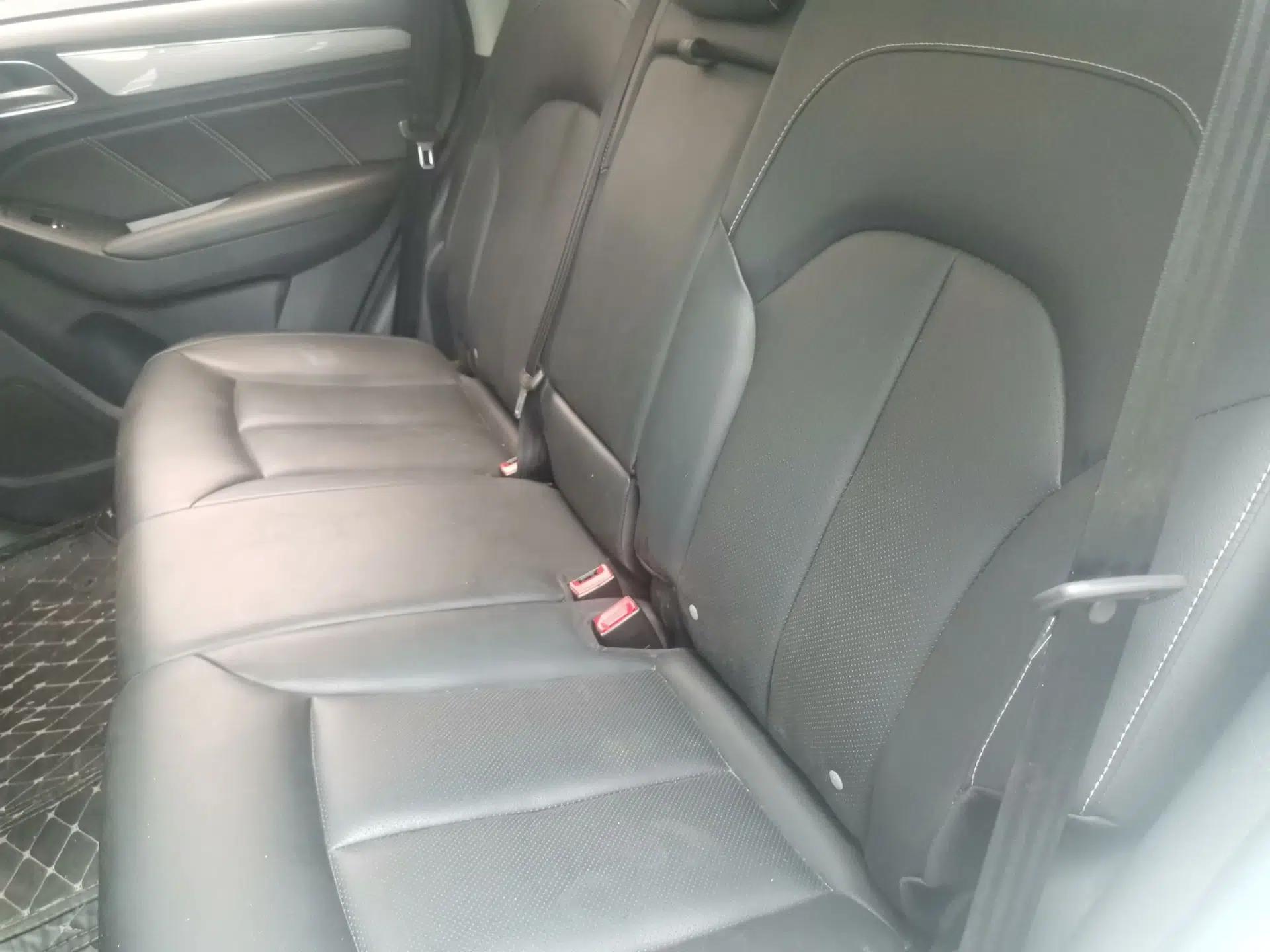 Roewe RX5 2020 20T Automatic 4G Connect Superior Flagship Edition — миниатюра 17