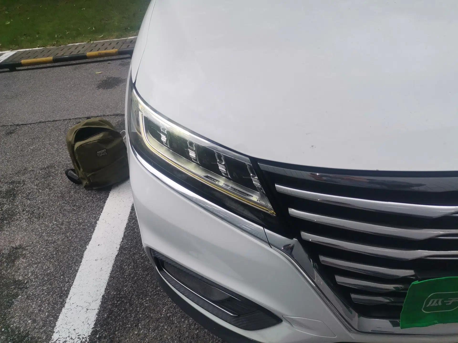 Roewe RX5 2020 20T Automatic 4G Connect Superior Flagship Edition — миниатюра 7
