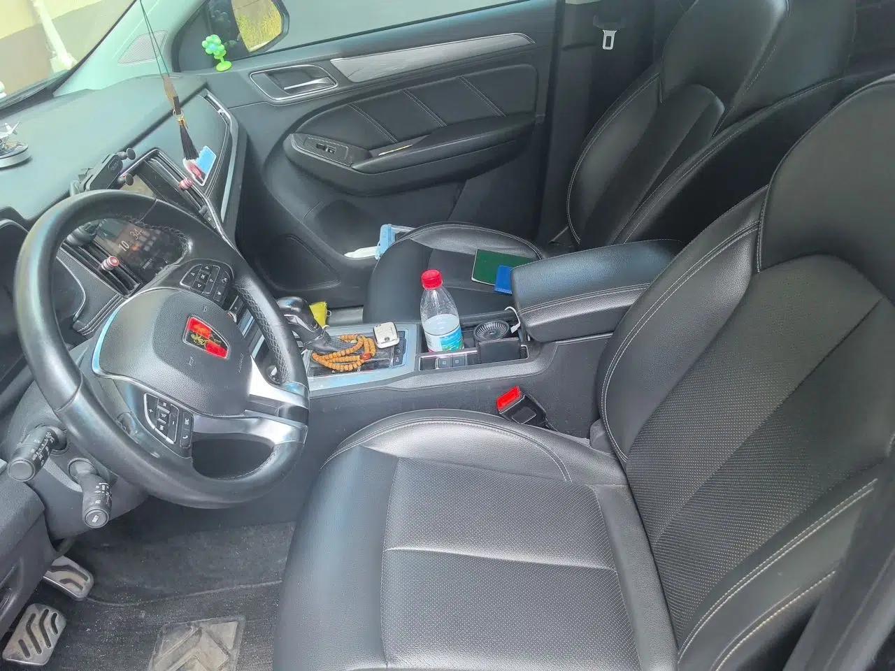 Roewe RX5 2016 20T Two-Wheel Drive Automatic Internet Smart Edition — миниатюра 15