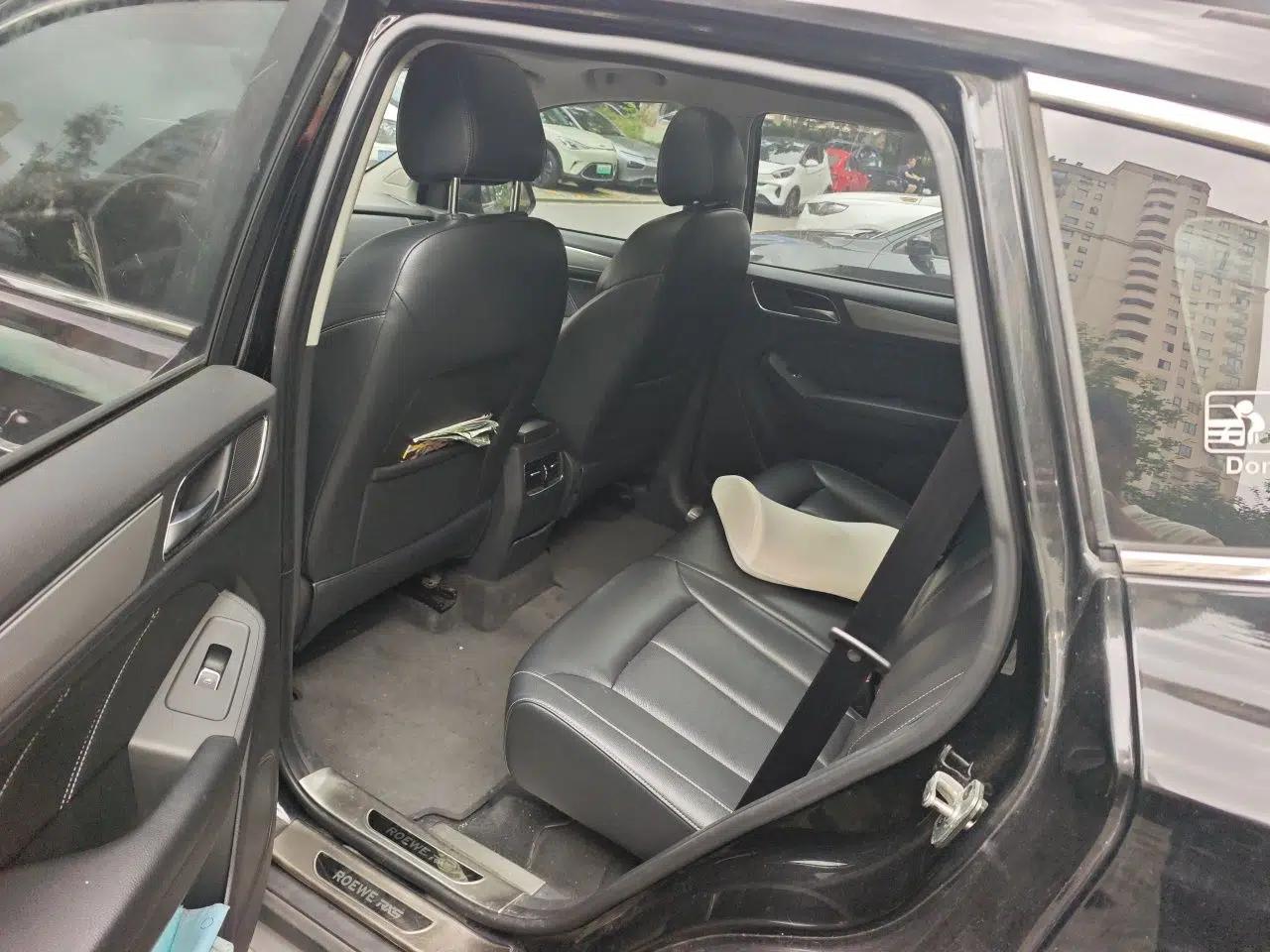 Roewe RX5 2016 20T Two-Wheel Drive Automatic Internet Smart Edition — миниатюра 17