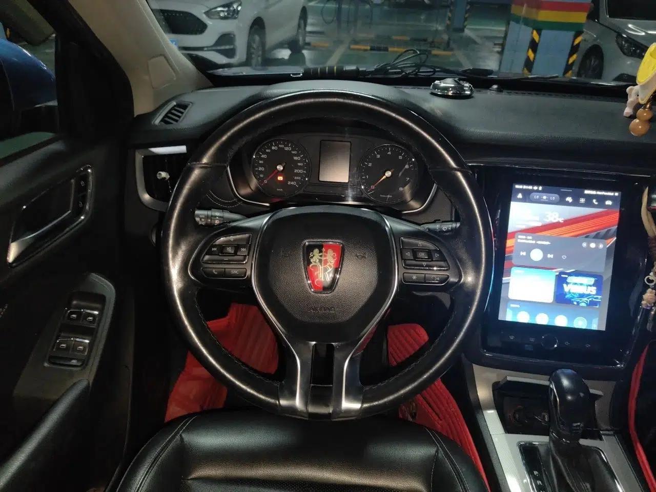 Roewe RX5 2018 20T Two-Wheel Drive Automatic Internet Smart Edition — миниатюра 10
