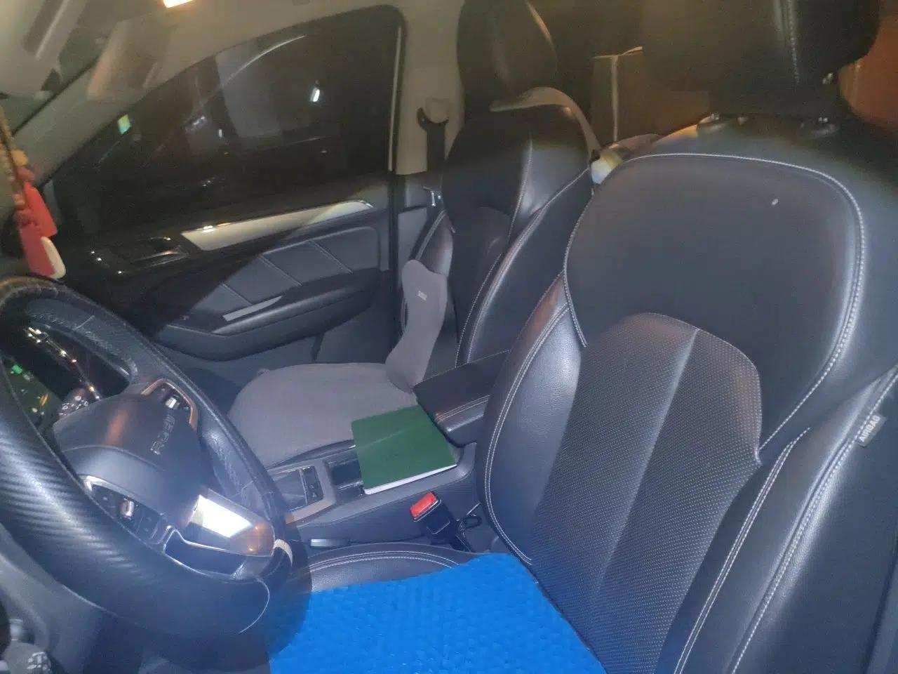 Roewe RX5 2016 20T Two-Wheel Drive Automatic Internet Smart Edition — миниатюра 15