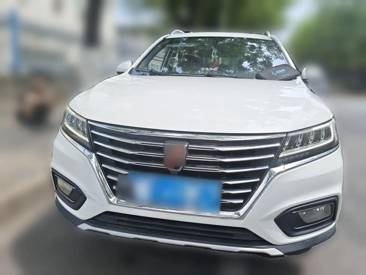 Roewe RX5 2019 20T Two-Wheel Drive Automatic 4G Connected Platinum Edition — миниатюра 2