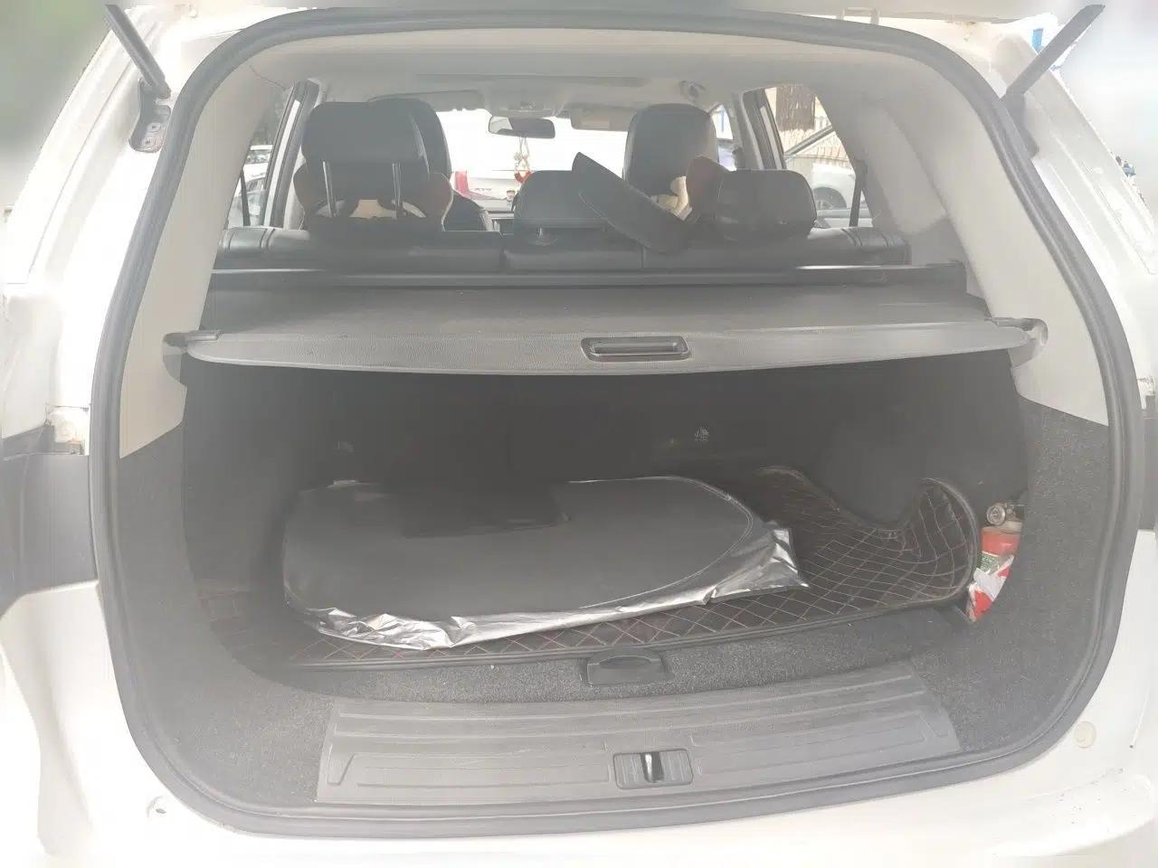 Roewe RX5 2019 20T Two-Wheel Drive Automatic 4G Connected Platinum Edition — миниатюра 16