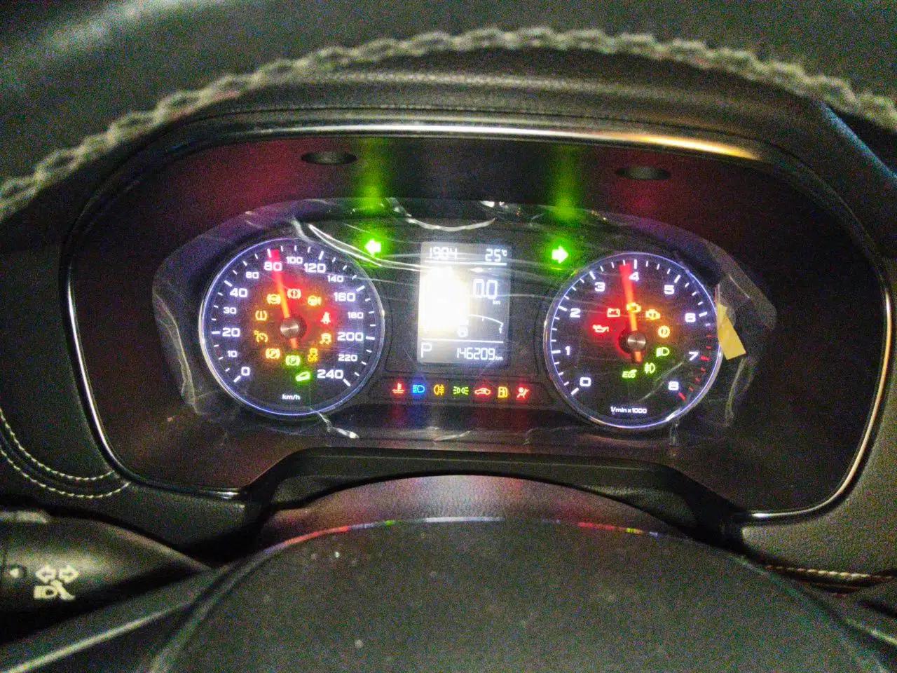 Roewe RX5 2016 20T Two-Wheel Drive Automatic Internet Smart Edition — миниатюра 8