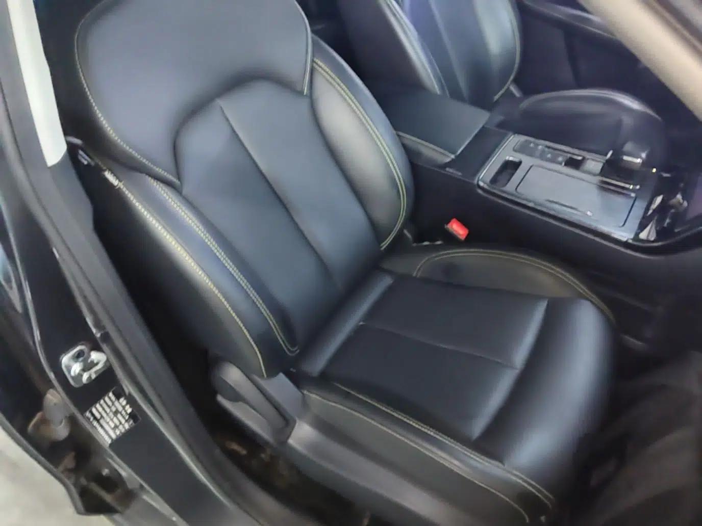 Roewe RX5 2023 PLUS 330TGI Automatic Trendsetting Smart Edition — миниатюра 19