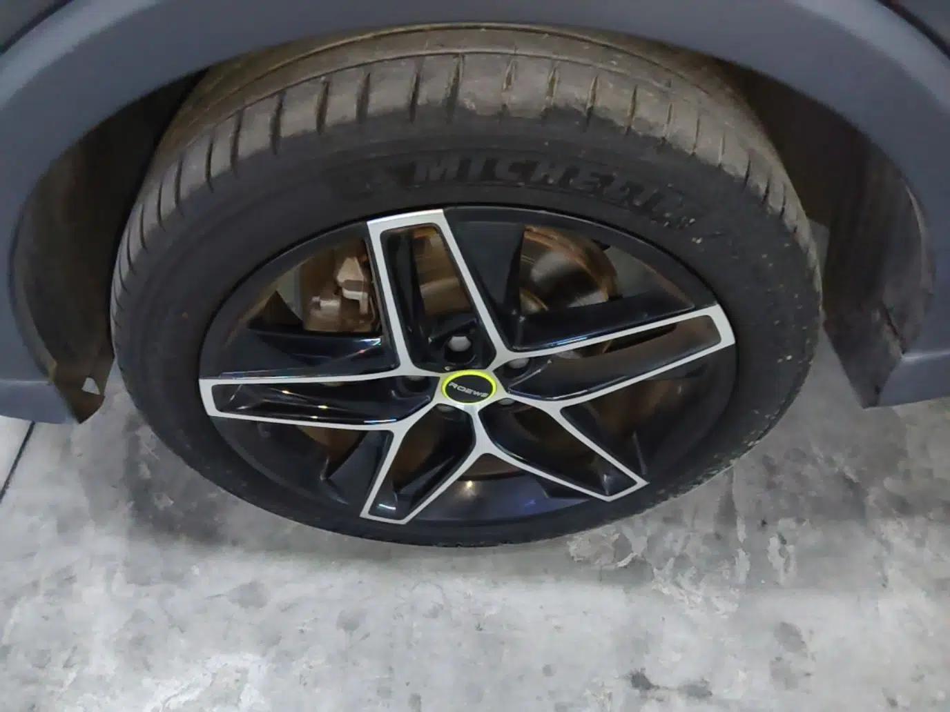 Roewe RX5 2023 PLUS 330TGI Automatic Trendsetting Smart Edition — миниатюра 10