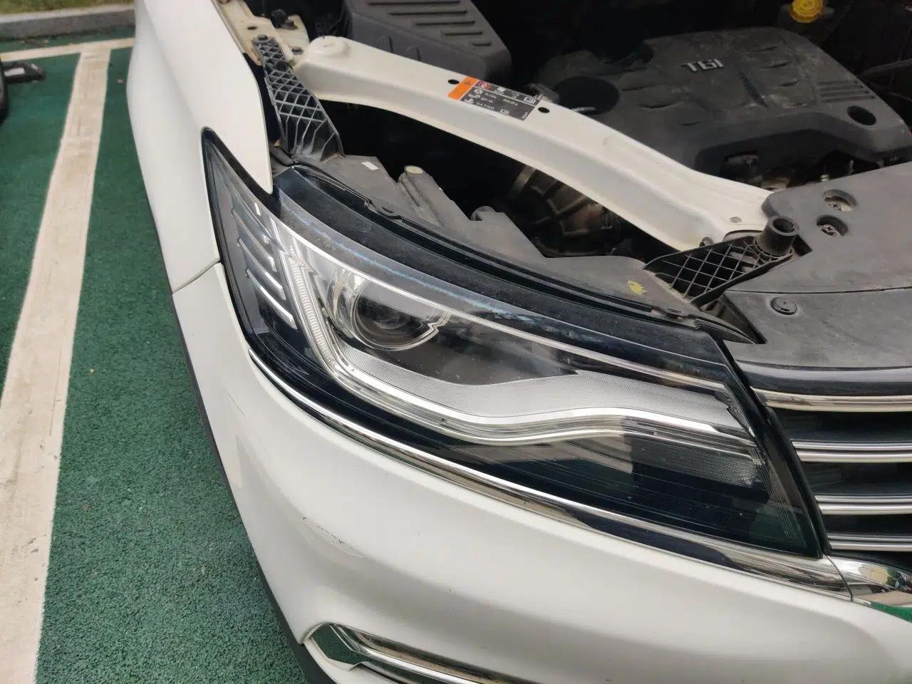 Roewe RX5 2016 20T Two-Wheel Drive Automatic Internet Smart Edition — миниатюра 7