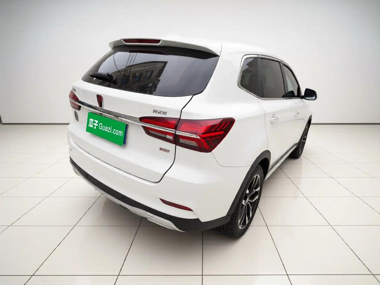 Roewe RX5 2016 20T Two-Wheel Drive Automatic Internet Smart Edition — миниатюра 6