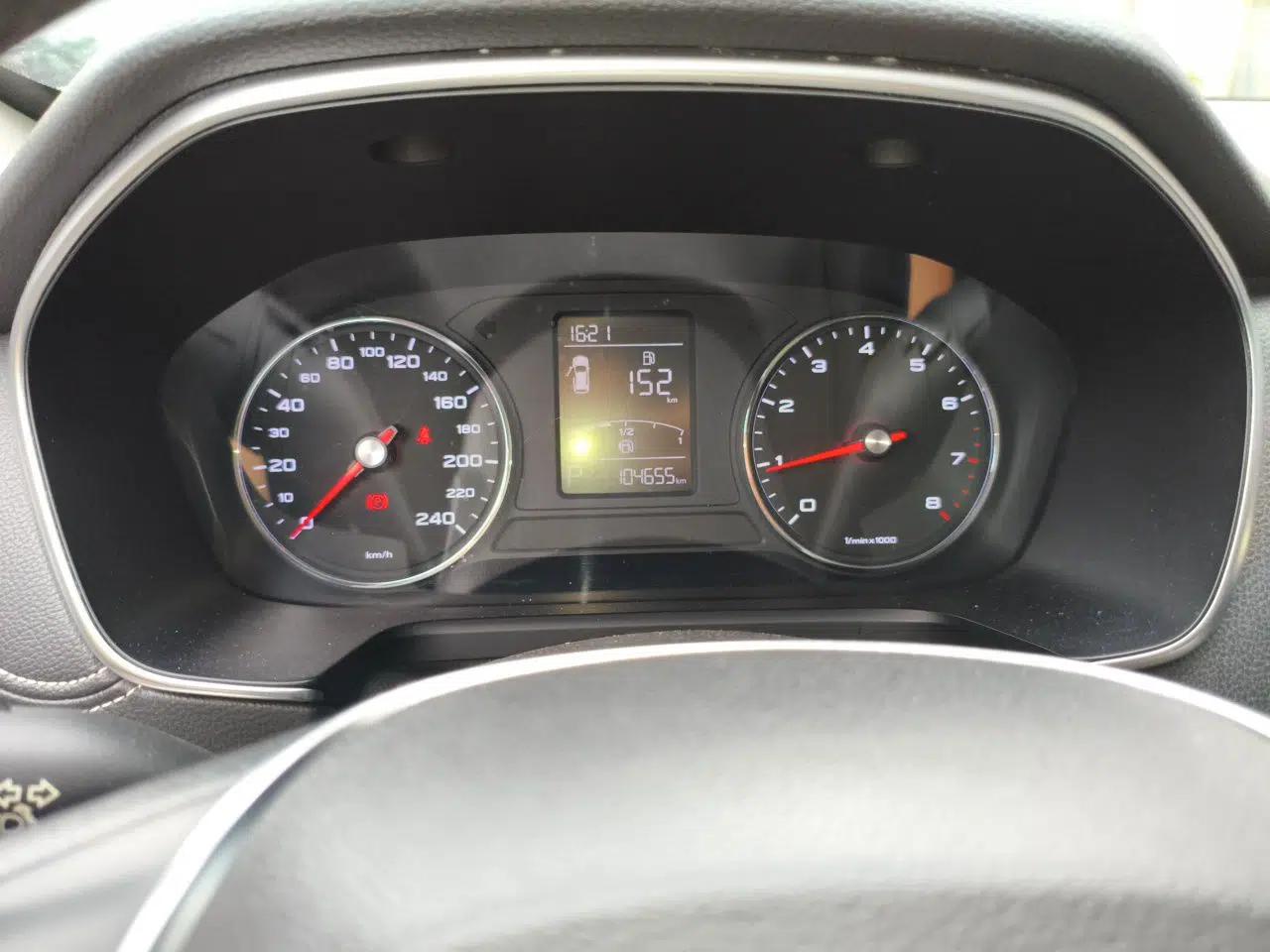 Roewe RX5 2019 20T Two-Wheel Drive Automatic 4G Connected Platinum Edition — миниатюра 11