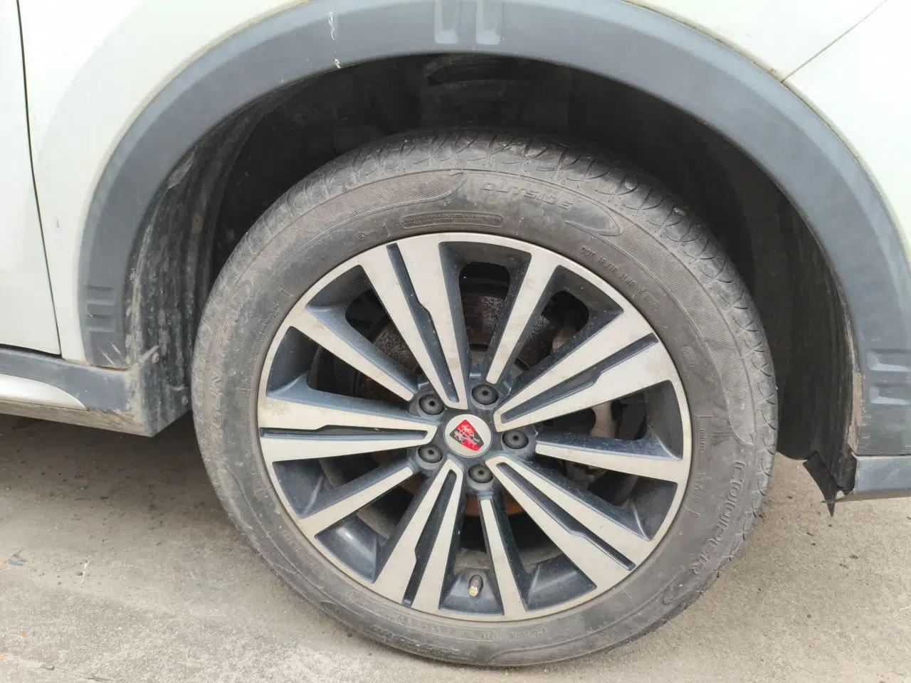 Roewe RX5 2019 20T Two-Wheel Drive Automatic 4G Connected Platinum Edition — миниатюра 8