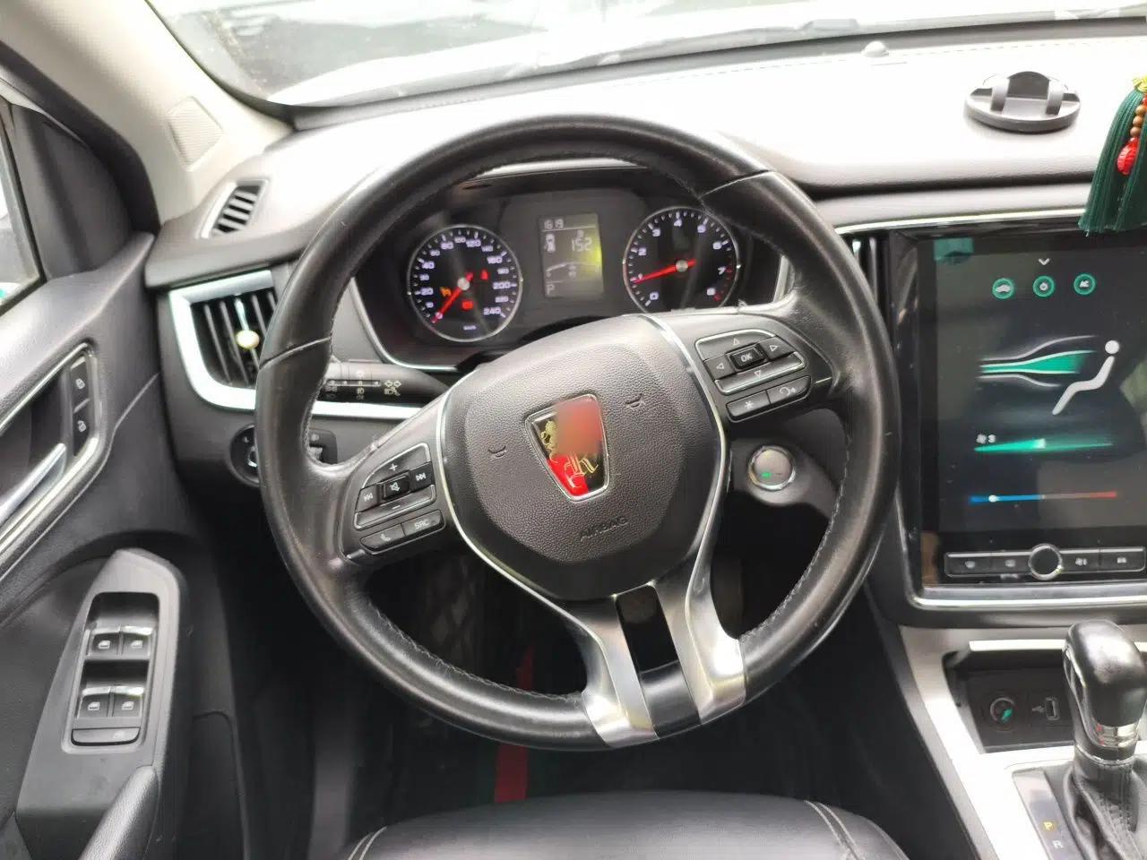 Roewe RX5 2019 20T Two-Wheel Drive Automatic 4G Connected Platinum Edition — миниатюра 10