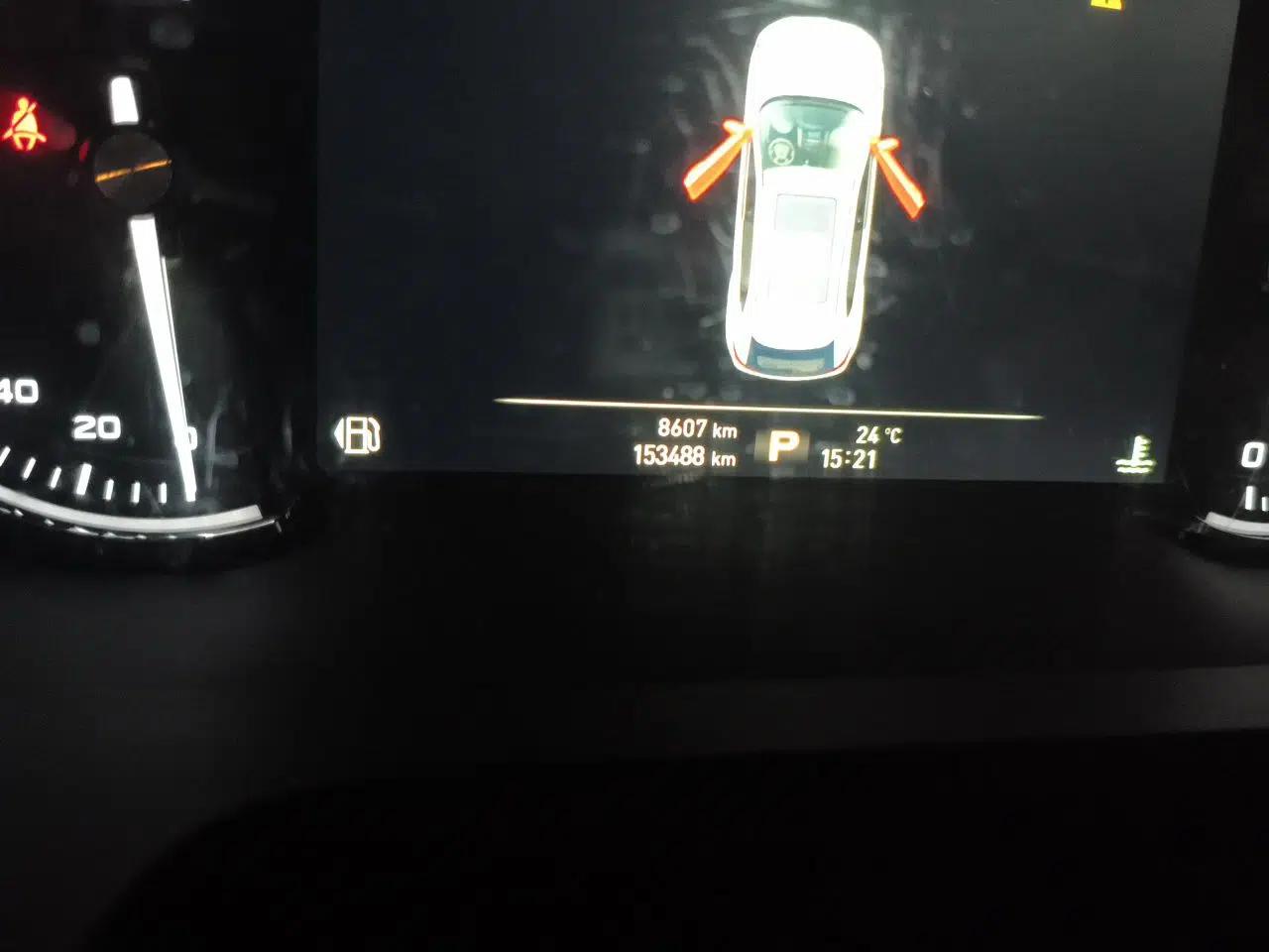 Roewe RX5 2018 20T Two-Wheel Drive Automatic Internet Smart Luxury Edition — миниатюра 12