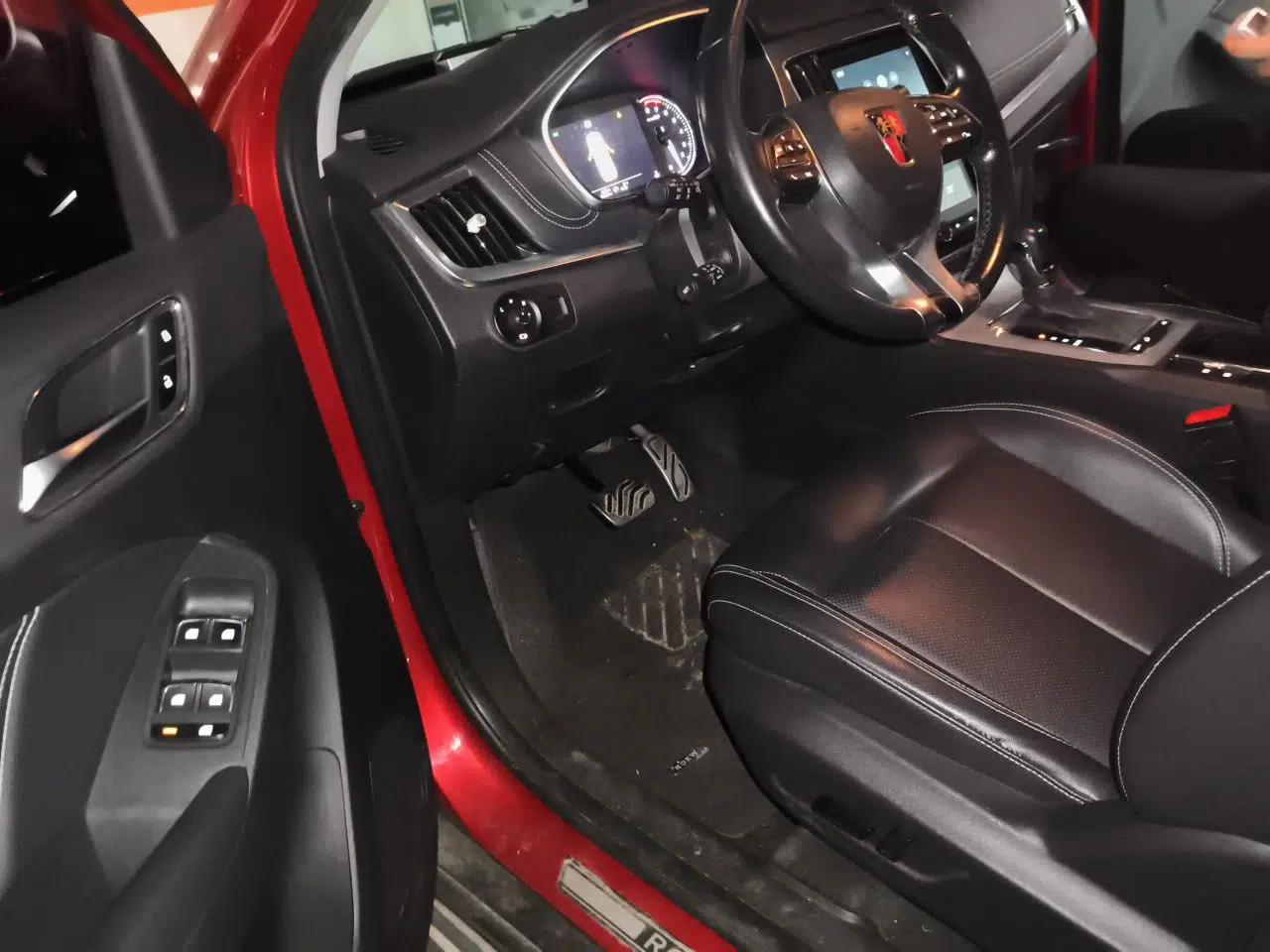 Roewe RX5 2018 20T Two-Wheel Drive Automatic Internet Smart Luxury Edition — миниатюра 15